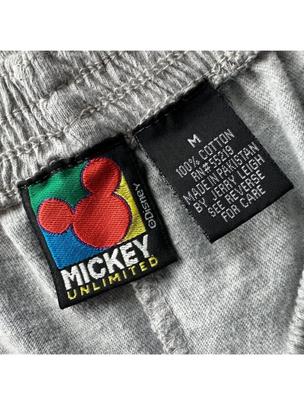 Vintage Mickey Unlimited Disney Mens Medium Shorts Mickey Mouse Guitar Gray